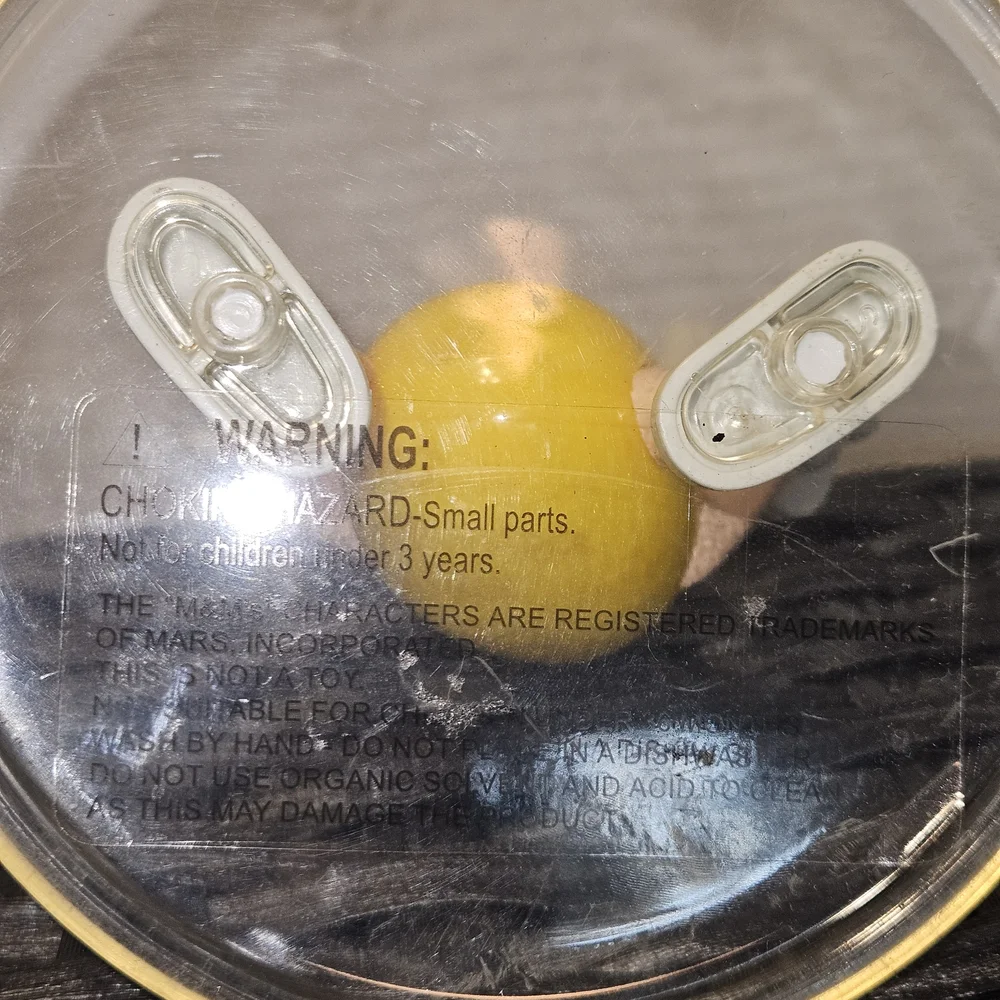M&M'S Yellow Character Display - Picture 3 of 3